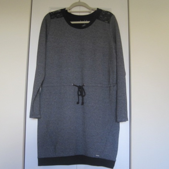 NICOLE MILLER  New York Tunic Top - Picture 1 of 4